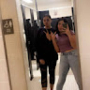 Meet your Posher, Isa